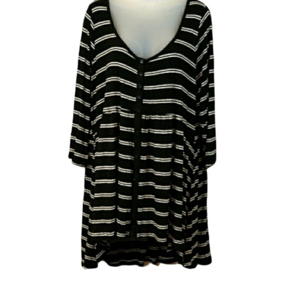 Torrid Black & White Horizontal Stripe Dress 2 - Picture 1 of 11